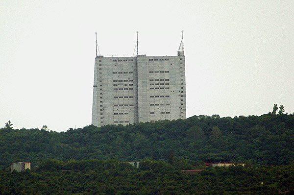 Габалинская радиолокационная станция в Азербайджане 