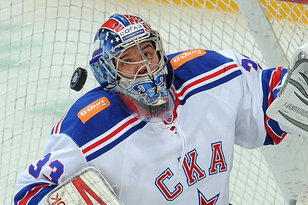 Вратарь СКА Илья Ежов не позволил игрокам ЦСКА одержать победу на своем льду