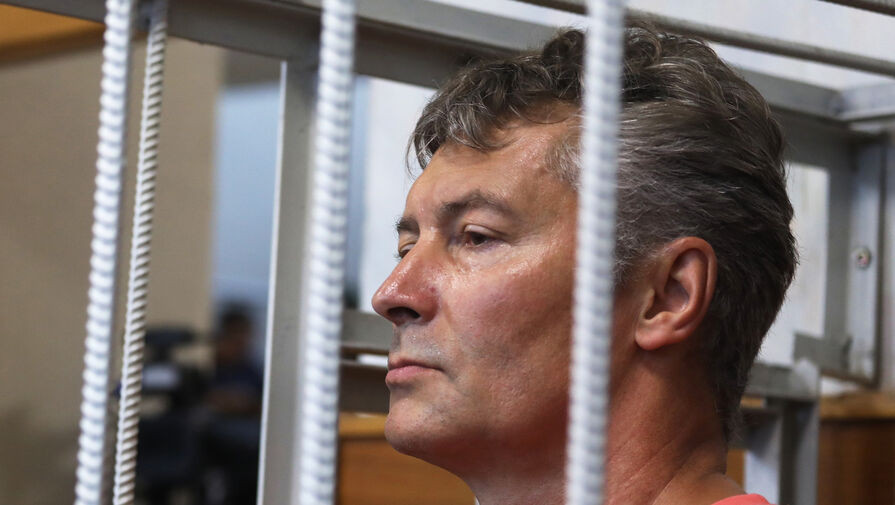 Суд отклонил жалобу защиты экс-мэра Екатеринбурга Ройзмана* на его арест