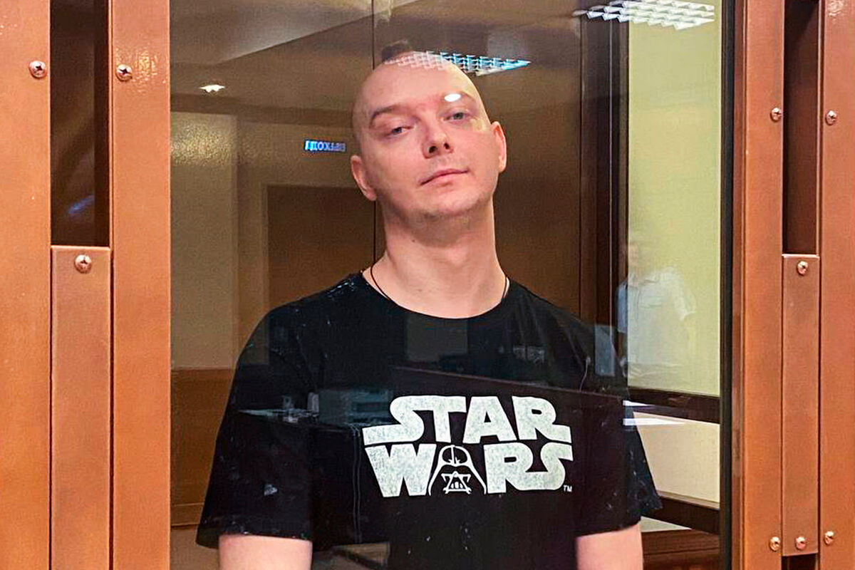 Иван Сафронов, обвиняемый в государственной измене, во время прения сторон в Мосгорсуде, 30 августа 2022 года