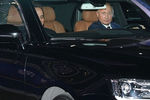 Владимир Путин и президент Арабской Республики Египет Абдель Фаттах ас-Сиси в автомобиле из кортежа президента России в Сочи, 17 октября 2018 года