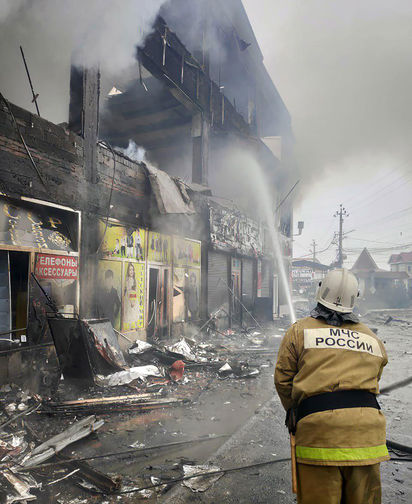 На&nbsp;месте тушения пожара в&nbsp;торговых центрах в&nbsp;Кизляре (Дагестан), 1 февраля 2019 года 