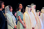 Амаль Клуни во время церемонии открытия Международного форума правительственных коммуникаций в Шардже, ОАЭ, 2016 год