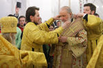 Патриарх Московский и всея Руси Кирилл во время освящения храма Покрова Пресвятой Богородицы в Ясенево