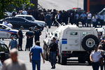 Полицейские у захваченного здания отделения полиции в Ереване