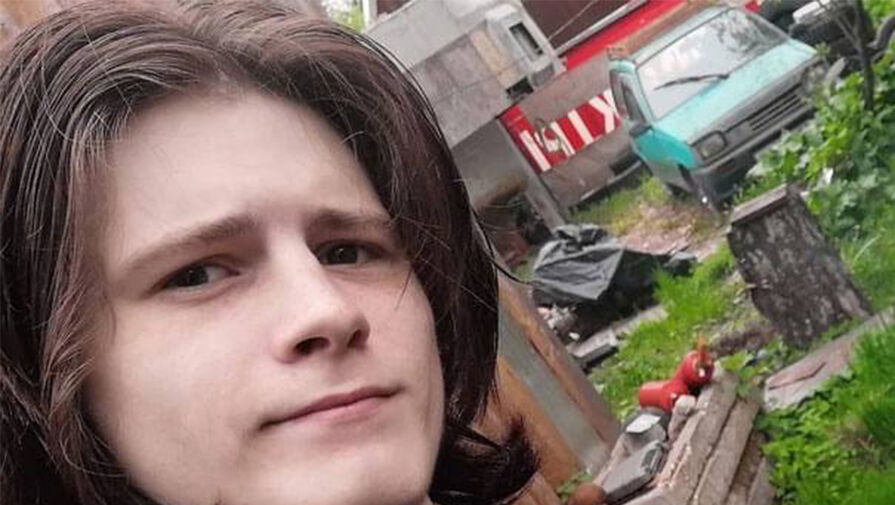 Студент пытался пройти в здание московского вуза с ножами и пистолетом