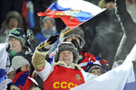 Болельщики сборной России на трибунах Олимпийского стадиона