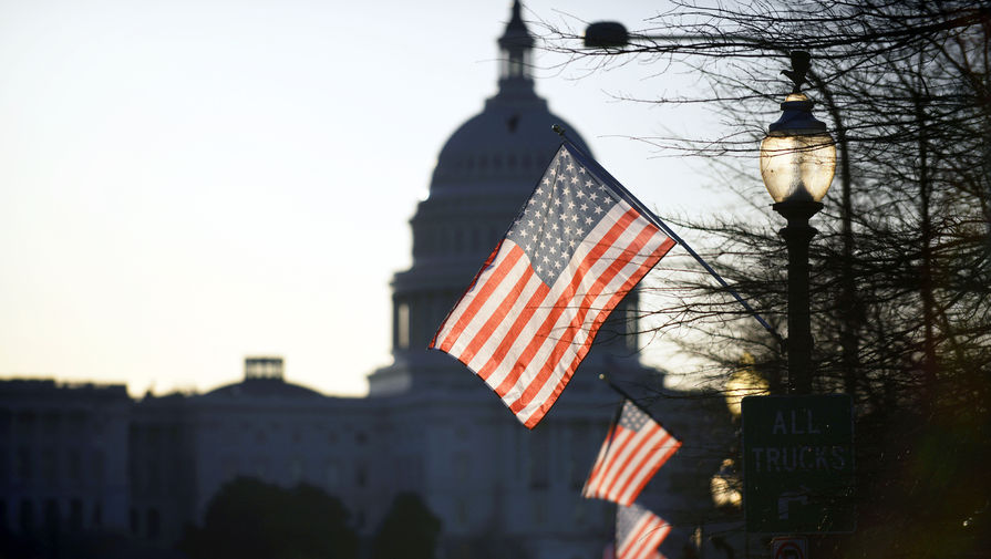 Лукавство Штатов: в Белом доме грозят разрушить экономику России. Но россиян трогать "не хотят"