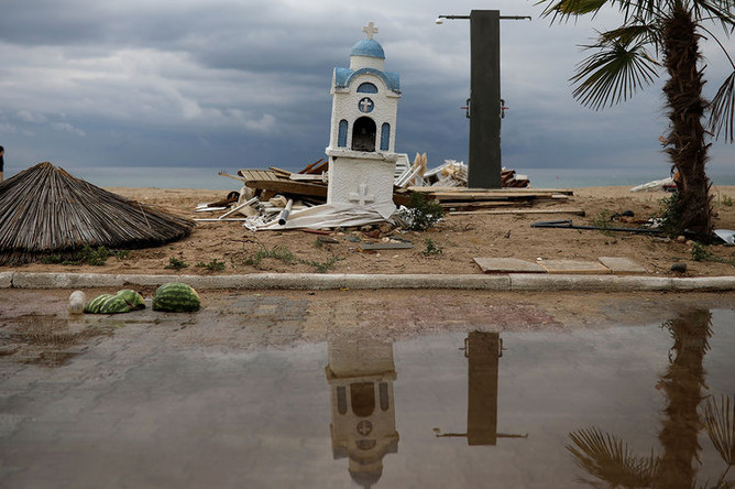 Последствия урагана на полуострове Халкидики в Греции, 11 июля 2019 года