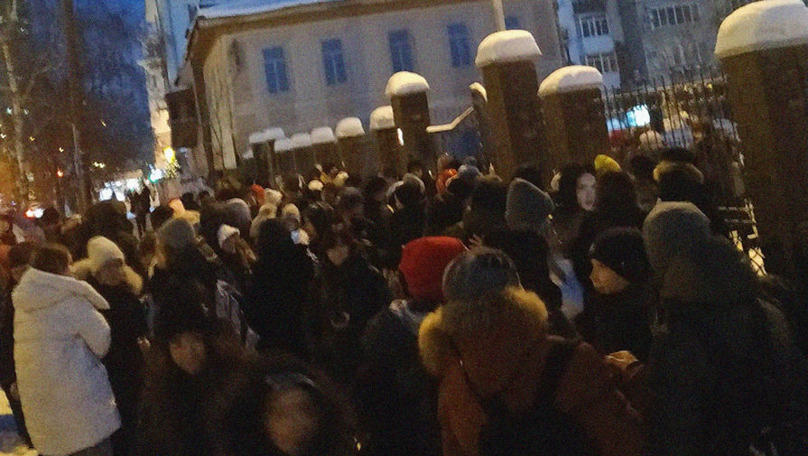 Мэр Екатеринбурга прокомментировал волну минирований в школах города