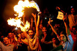 Иранцы празднуют отмену санкций на улицах Тегерана