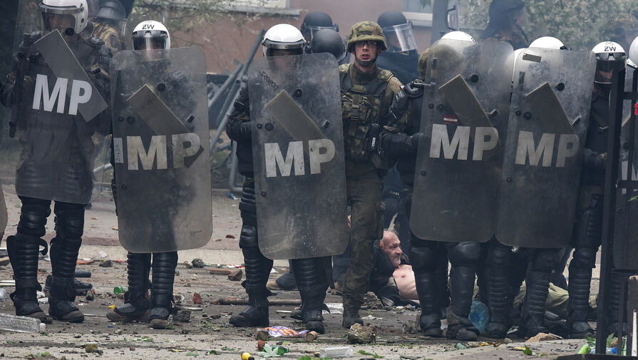 МО Сербии: армия отреагирует в случае убийства сербов в Косово и Метохии