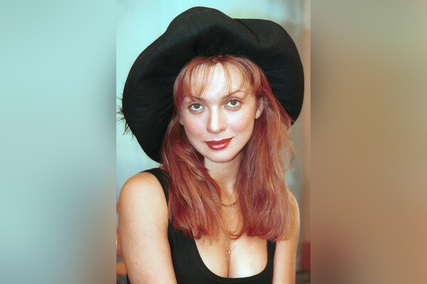 Sauna videosida yalangoch korporativ partiya