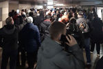 Очередь на вход на станцию Царицыно Московского метрополитена, 15 апреля 2020 года