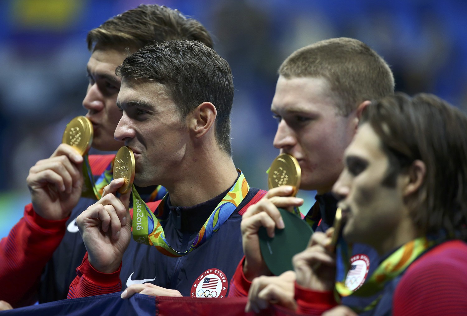 Сборная США выиграла комбинированную эстафету 4х100 м на Олимпиаде-2016. Россия показала четвертый результат. Этот заплыв стал последним на Играх в Рио