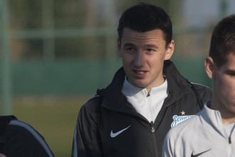 Полузащитник Вячеслав Зинков