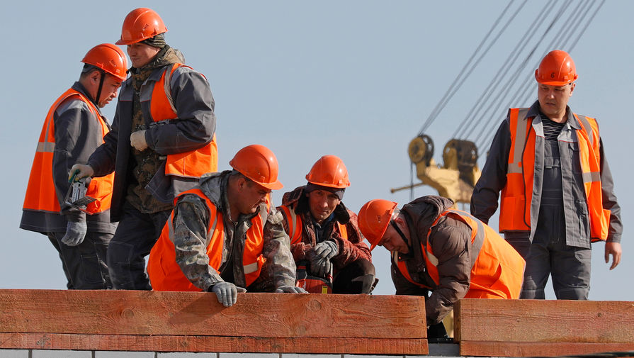 "Втрое меньше людей, а зарплата в три раза больше"