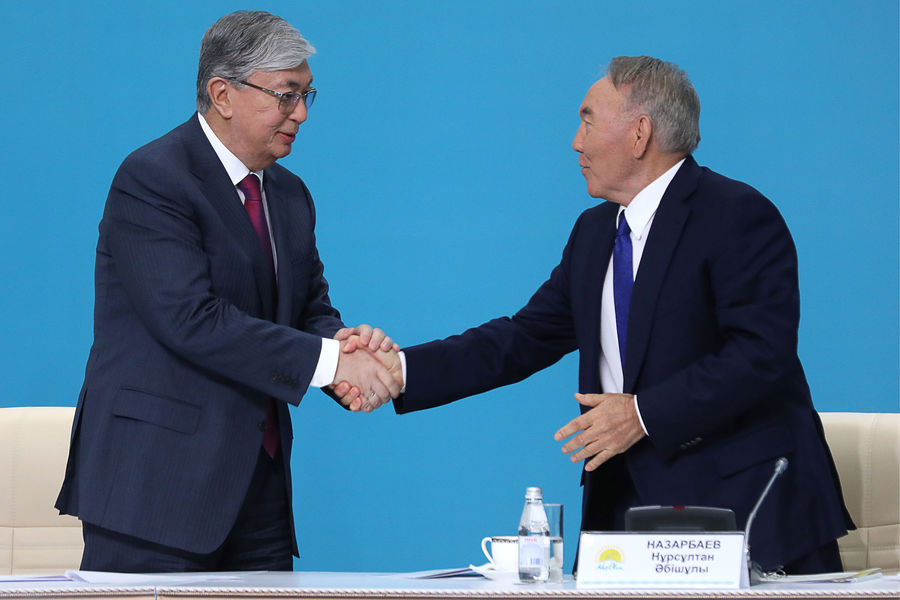 Президент Казахстана Касым-Жомарт Токаев и бывший президент Казахстана Нурсултан Назарбаев 