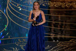 Бри Ларсон получила «Оскар» за лучшую женскую роль