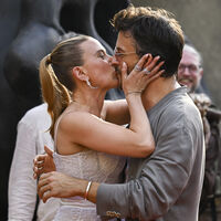 Юбка киген сексуалды қыздар