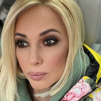 Өзбек эстрада жұлдызының жалаңаш суреті