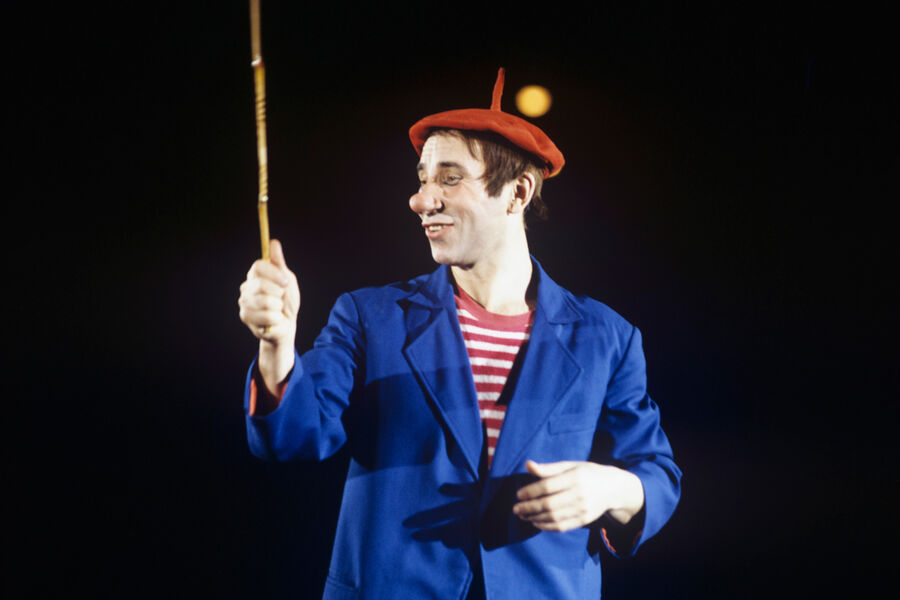 Клоун Андрей Николаев на арене старого Московского цирка на Цветном Бульваре, 1983 год