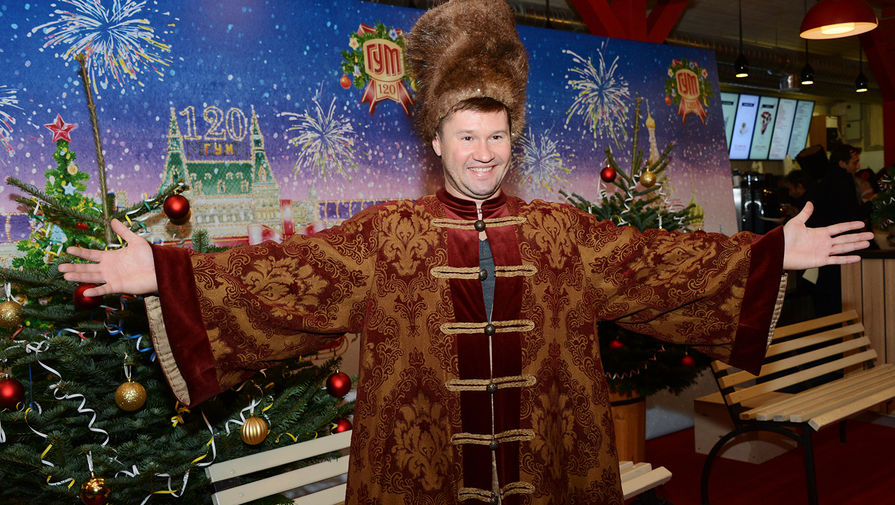 Алексей Немов на открытии ГУМ-катка на Красной площади в Москве, 2013 год