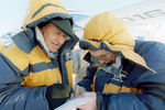 Телеведущий Николай Дроздов во время экспедиции на Северный полюс, 2002 год