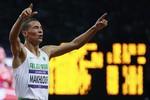 Алжирец Тауфик Маклуфи выиграл золото Олимпиады в беге на 1500 м