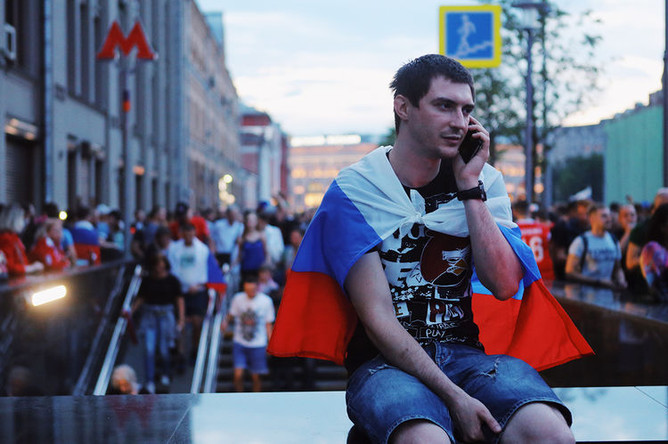 Болельщики сборной России в центре Москвы, 1 июля 2018 года