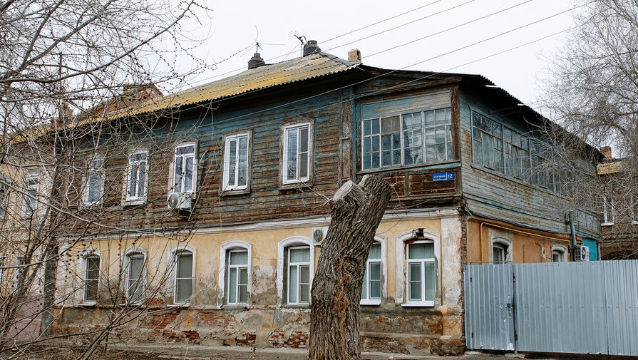 Российские власти захотели расселять жителей аварийных домов в деревянные многоэтажки