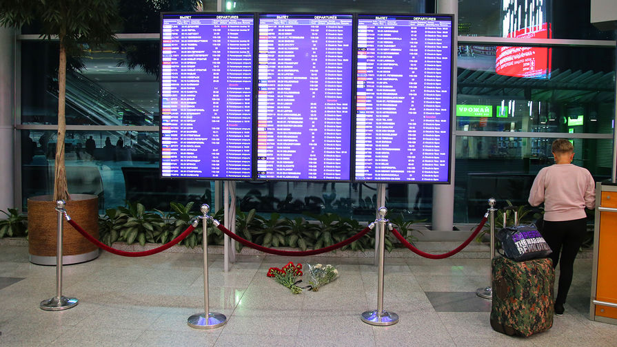 Утром были ограничены полеты в аэропорты Внуково, Домодедово и Шереметьево