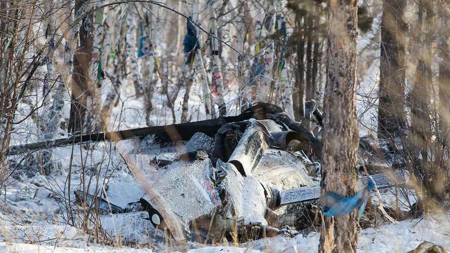 На&nbsp;месте крушения вертолета Robinson на&nbsp;частной вертолетной площадке в&nbsp;поселке Верхняя Березовка в&nbsp;пригороде Улан-Удэ. В&nbsp;результате происшествия погибли 4 человека, 30 декабря 2018 года