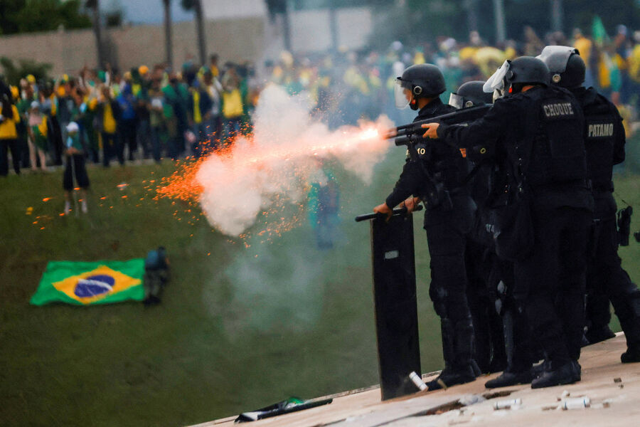 Массовые протесты сторонников экс-президента Жаира Болсонару в&nbsp;Бразилии, 8&nbsp;января 2023&nbsp;года