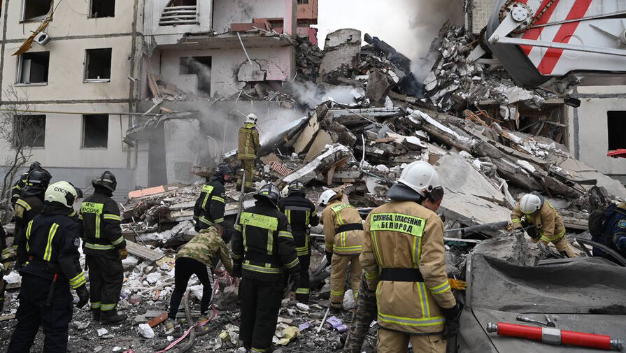 Судьба семи человек остается неизвестной после обрушения дома в Белгороде