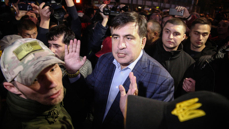 Экс-губернатор Одесской области Украины Михаил Саакашвили во время демонстрации в Киеве, 17 октября 2017 года