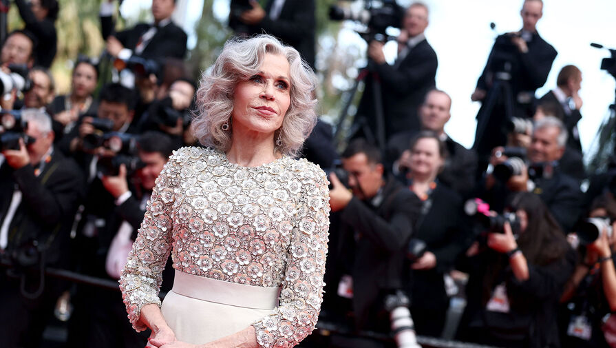 Джейн Фонда переживает за США: Никогда такого не было