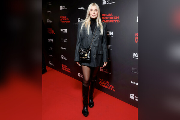 Жыныс мүшесін таңғыштардың түрлері Тесіктері бар эротикалық трусиктер