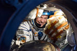 Космонавт Андреас Могенсен после приземления капсулы корабля «Союз ТМА-16М»
