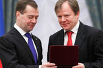 С президентом Дмитрием Медведевым на церемонии награждения в Кремле, 2011 год