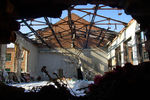 Разрушенное здание школы №1 в Беслане