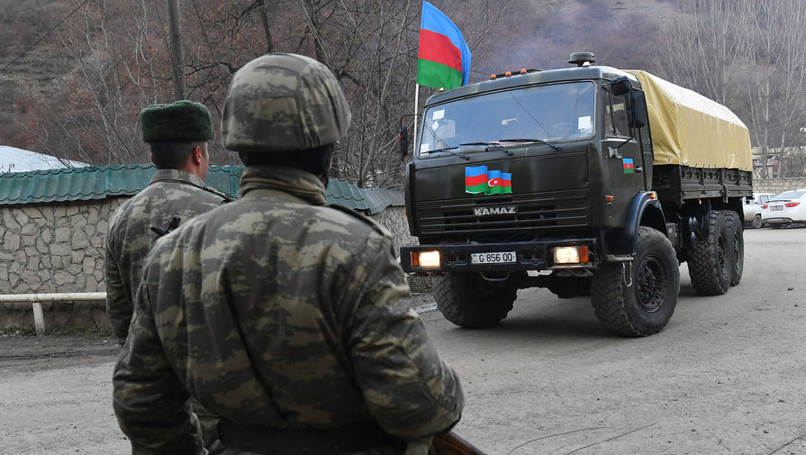 МО Азербайджана заявило об обстреле позиций армии страны на границе с Арменией
