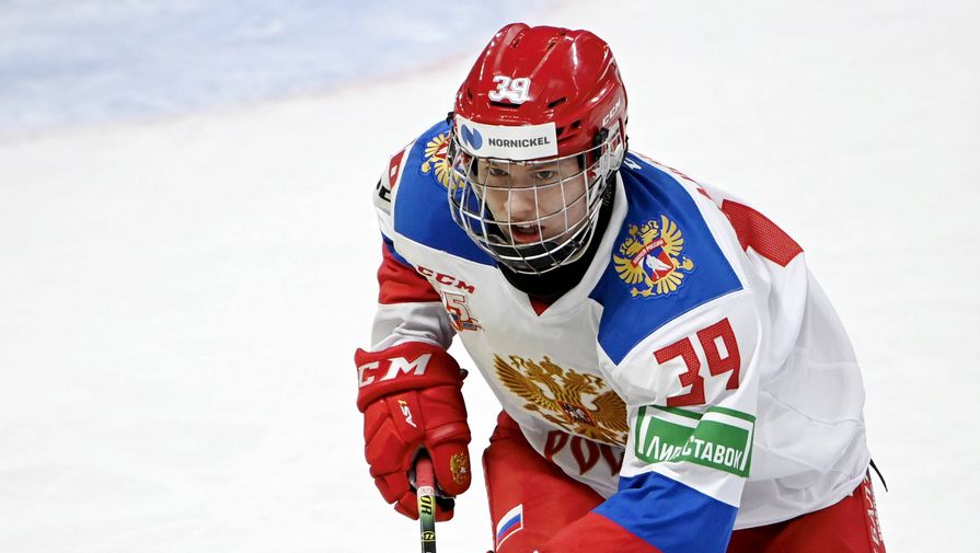Российский хоккеист вошел в топ-3 рейтинга проспектов драфта НХЛ 2023 года