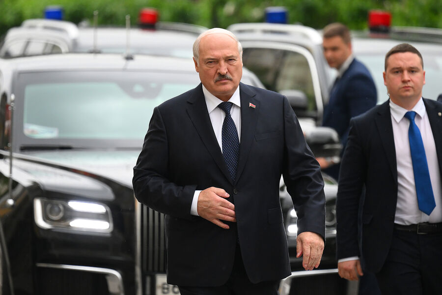 «Готовят силовой сценарий смены власти». Лукашенко рассказал о планах Запада