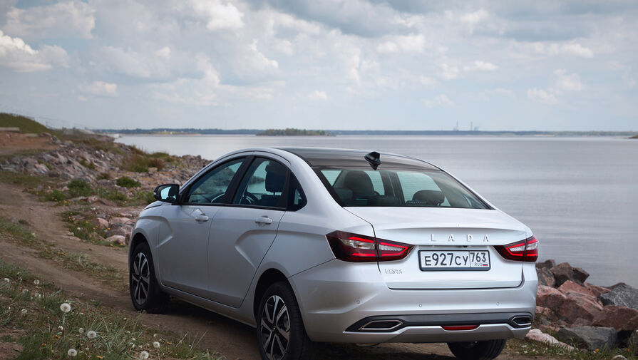 АвтоВАЗ лишил Lada Vesta ряда деталей