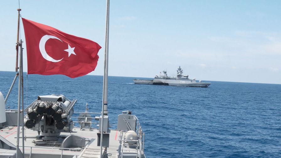 Турция и Катар договорились о создании в Ливии военно-морской базы