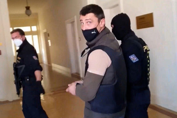 Александр Франчетти во время задержания в Чехии