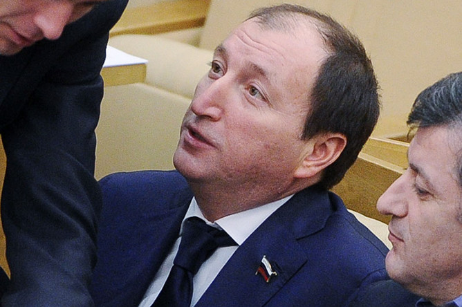 Депутат Госдумы Заур Аскендеров 