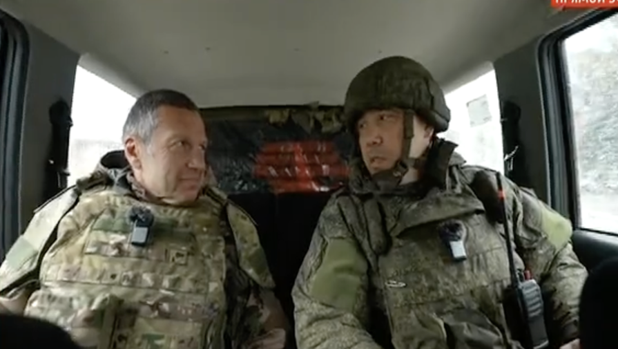 В сети появилось видео с погибшим под Артемовском комбригом Вячеславом Макаровым