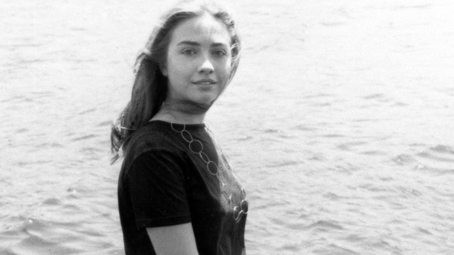 Хиллари клинтон в молодости в купальнике фото